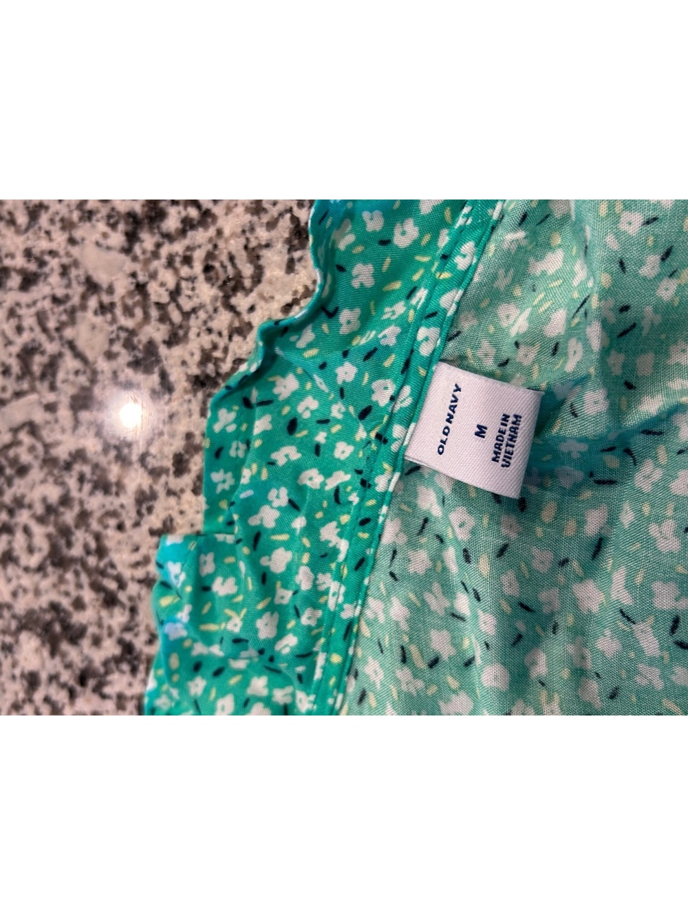 Old Navy Green Floral Wrap Midi Dress Women’s Medium Ruffle V-Neck Casual - Picture 6 of 11